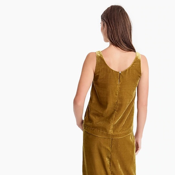 🌼Soft Velvet Tank Top in Vintage Gold🌼 - Picture 4 of 6
